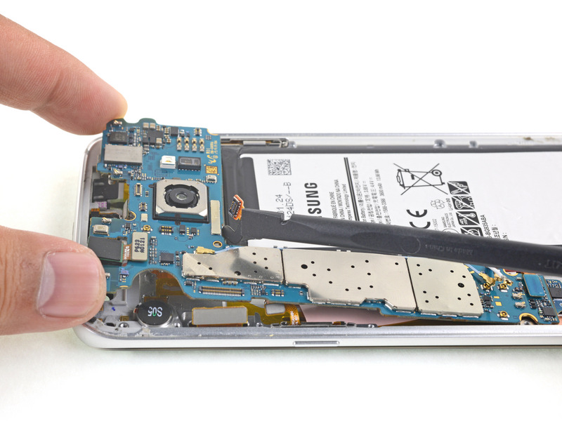 Picture of SAMSUNG GALAXY S7 Edge REAR CAMERA REPLACEMENT